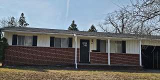Three Bedroom Home near BGSU Three Bedroom Home near BGSU Gallery 1