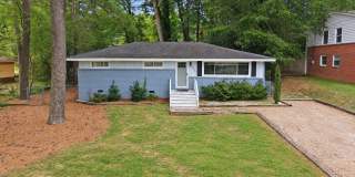 Charming 3-Bedroom Ranch Style Home ! Charming 3-Bedroom Ranch Style Home ! Gallery 1