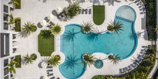 Manor Hialeah Gallery 2