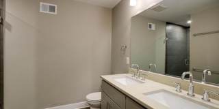 2820 HUDSON Street Gallery 21