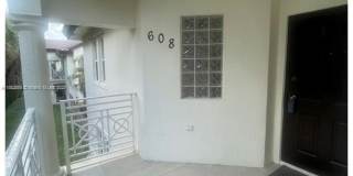 8802 NW 109th Ct Gallery 1