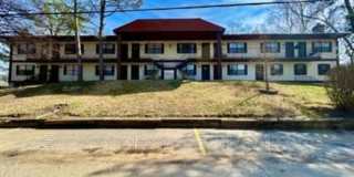 1618 Speaker Road Gallery 1