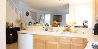 Lovely 3BR 2.5BA Home in great Gilroy Community Gallery 7
