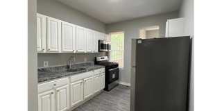 500 Edgewood Street Gallery 4