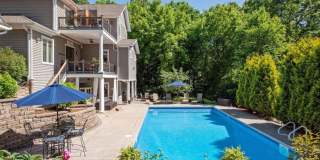 Luxury Living in Minnetonka – 6BR Home in Prime  Location Gallery 51