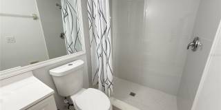 72 LAKEPOINTE Circle Gallery 25