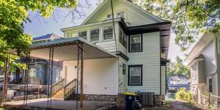 Move fast on this one. Apply within 24 hours of your showing and lock in $250 off your monthly rent for the entire 12 month term!!! Gallery 5