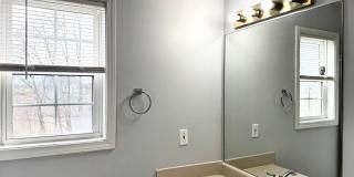 3 Bedroom 2 Bathroom Open Kitchen Gallery 12