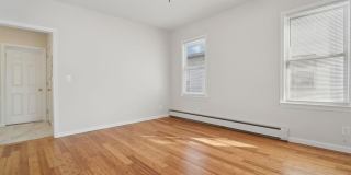 403 Abington Avenue Gallery 10