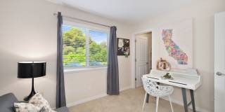 Hidden Oaks Gallery 15