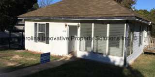 610 North Pear Street Gallery 1