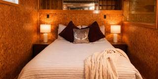 Charming Downtown Historic Fully Furnished Rental Gallery 15