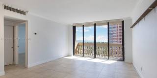 90 Edgewater Dr Gallery 3