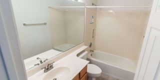 449 N WINDSOR Gallery 15