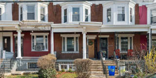 5428 WHITBY Avenue Gallery 1