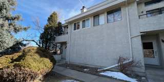 Prime Location! 1 bed 1 bath apartment near Sloan's Lake and Main Street Edgewater **Move-In Credit** Gallery 16