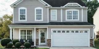 4 Bedroom, 2.5 Bath Home- Short Commute to Fort Bragg! Gallery 1