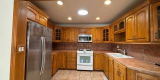 Charming 2-Bedroom Home with 2-Car Garage in Chula Vista Gallery 17