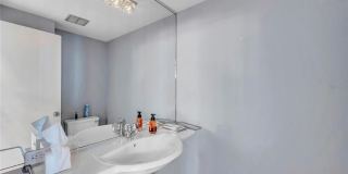 1 BEACH Drive SE Gallery 16