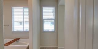 Charming 4BR House in Modesto Gallery 17