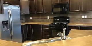 one level house located in North Albany Gallery 7