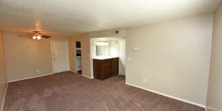 Raintree Meadows Apartment Homes Gallery 9