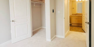 2463 Watermarke Place Gallery 13