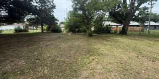 LOCATION! Check out this spacious 3 bedroom with 2.5 baths! Gallery 16