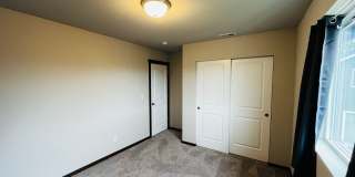 2022 Built, 4 Bedroom, Beautiful Home! Gallery 18