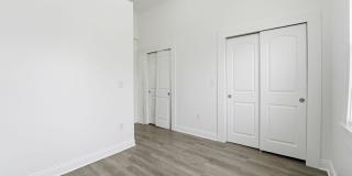 522 Kelton Avenue Gallery 30