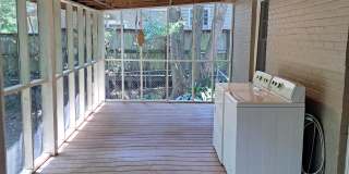 3243 Wellington Road Gallery 21