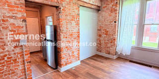 33 South Monroe Avenue Gallery 9