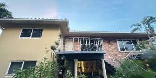 1911 NE 28th Court Gallery 16