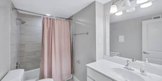 Crystal Plaza Apartments Gallery 48