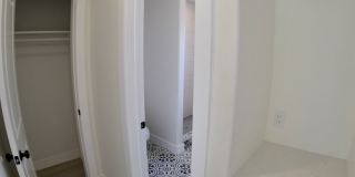 2275 Grand Ave Gallery 12