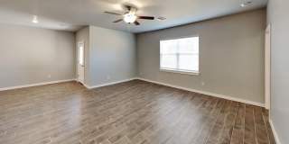 4 Bedroom 2 Bathroom 2 Car Garage Home in Oakdale School District Gallery 9