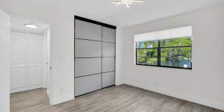 Pierce Beach Premier Apartments at Woodland Condominium Gallery 63