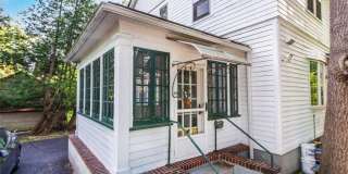 25 Monroe Street Gallery 2