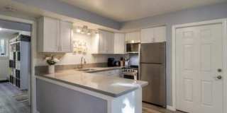5198 White Oak Avenue Gallery 4