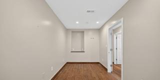 817 6TH Street NW Gallery 21