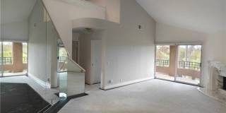 77 Lehigh Aisle Gallery 3