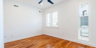 1719 ERDMAN STREET Gallery 19