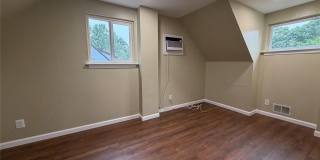 196 Sterling Street Gallery 15