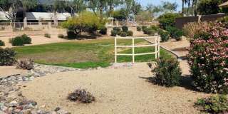 Charming 2 Bedroom Home with Den in Prime Location! Gallery 15