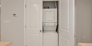 648 C ST NE #1 Gallery 10