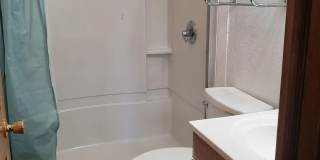 Nice 3 BR house w many extras, 2215 Falls Ave in Waterloo, IA Gallery 3