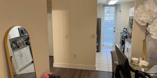 1152 University Boulevard Gallery 7