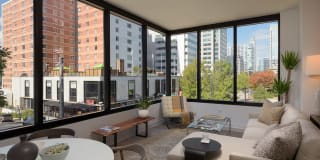 Lilli Midtown Gallery 16