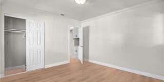 712 W Longden Gallery 5