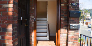 300 CATOR AVE Gallery 3